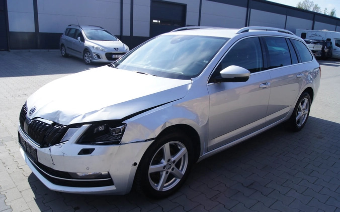 Skoda Octavia cena 23900 przebieg: 339000, rok produkcji 2017 z Miechów małe 301